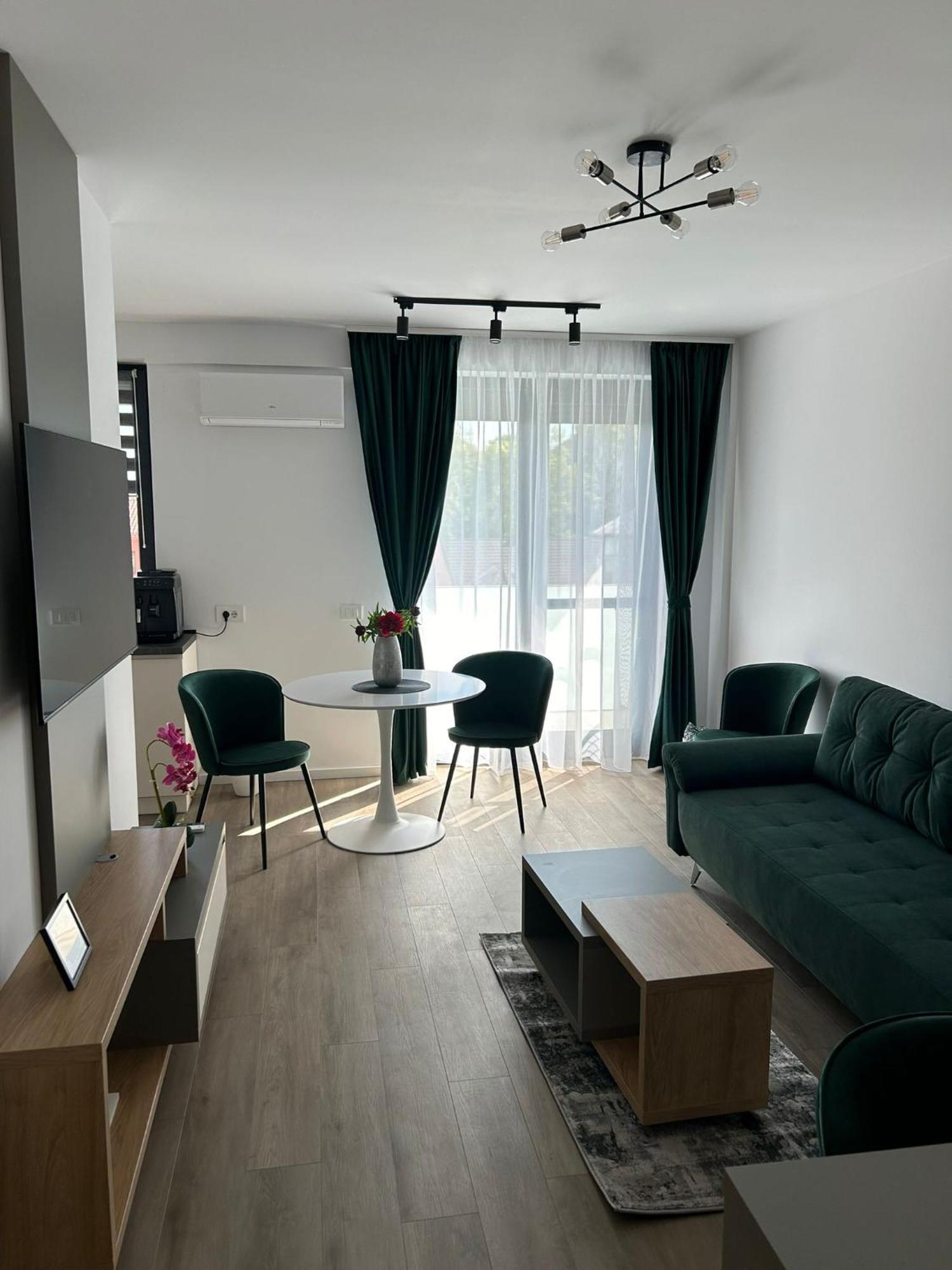 Coquette Studio Central Oradea Exterior foto